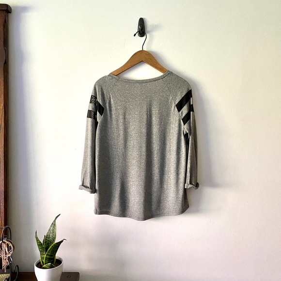 Dividend H&M Grey 3/4 Sleeve Tee - Picture 3 of 6